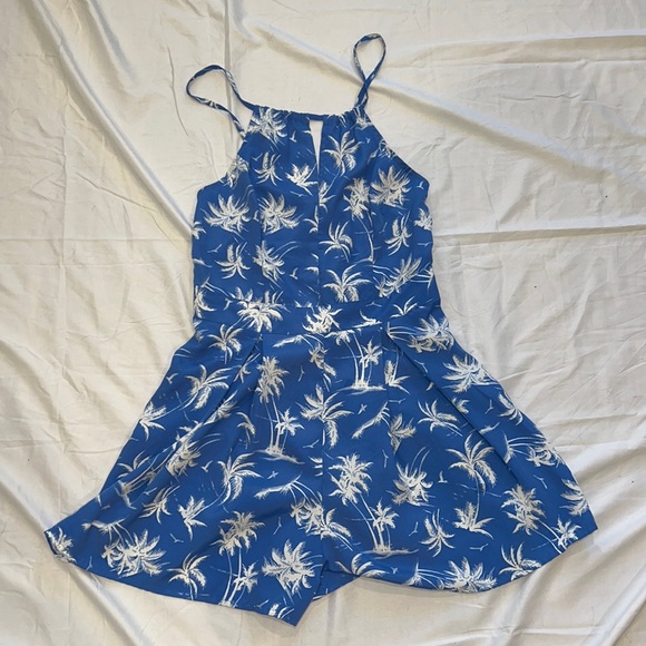 Romper - Picture 1 of 2